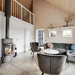 Helmi - 1-5km From The Sea By Interhome *