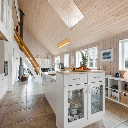 Helmi - 1-5km From The Sea By Interhome Semesterbostad *